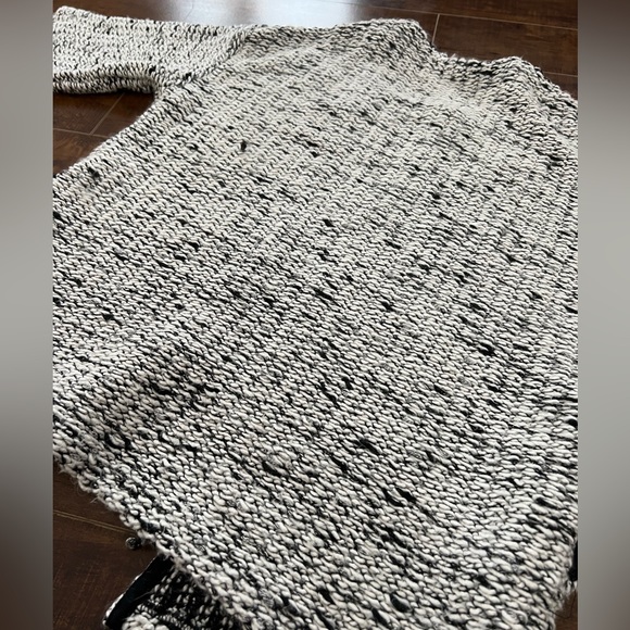 Forever 21 Knitted Cardigan - Picture 6 of 8